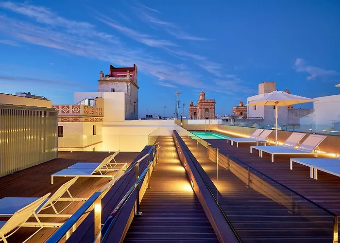 Tandem Torres De Cadiz Suites
